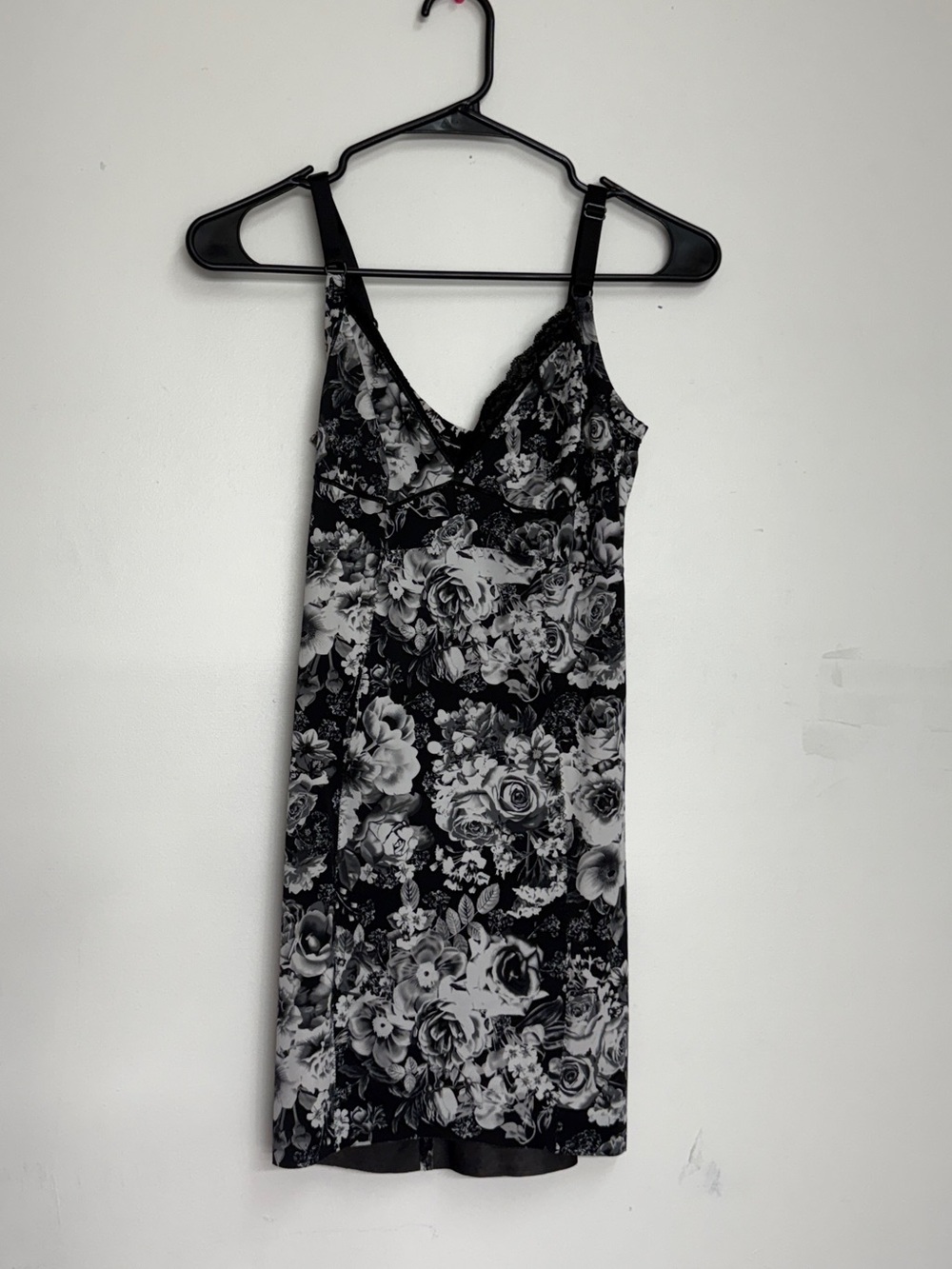 H&m floral slip dress black spaghetti strap dress
Romantic babydoll